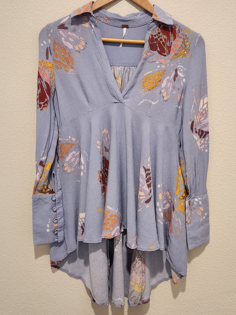 Free People Field Of Buuterflies Lavender Floral V-Neck Tunic - Size XS
